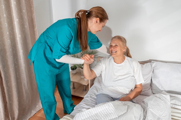 how-does-home-care-support-senior-independence